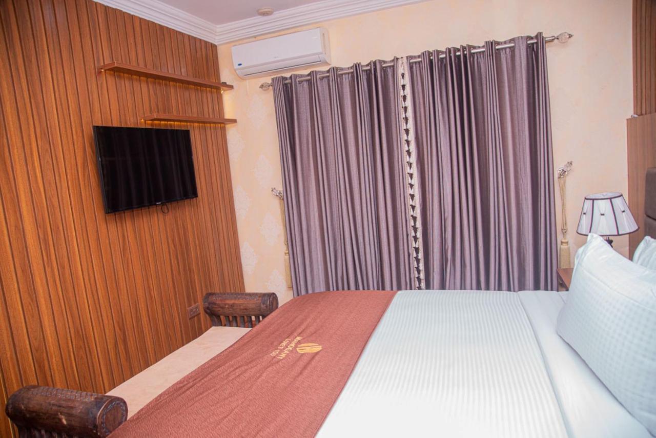 Mahogany Hotel And Suites Ibadan Kültér fotó