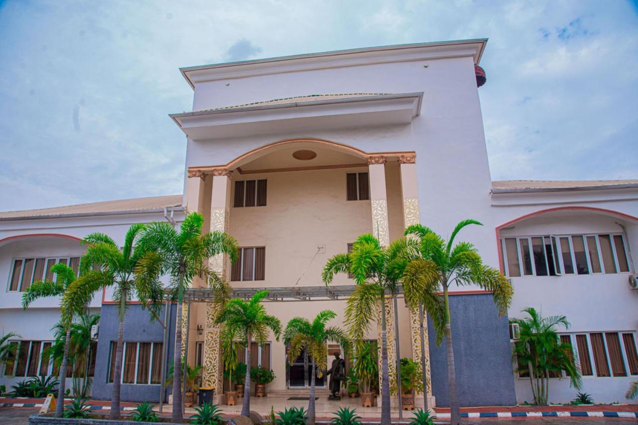 Mahogany Hotel And Suites Ibadan Kültér fotó