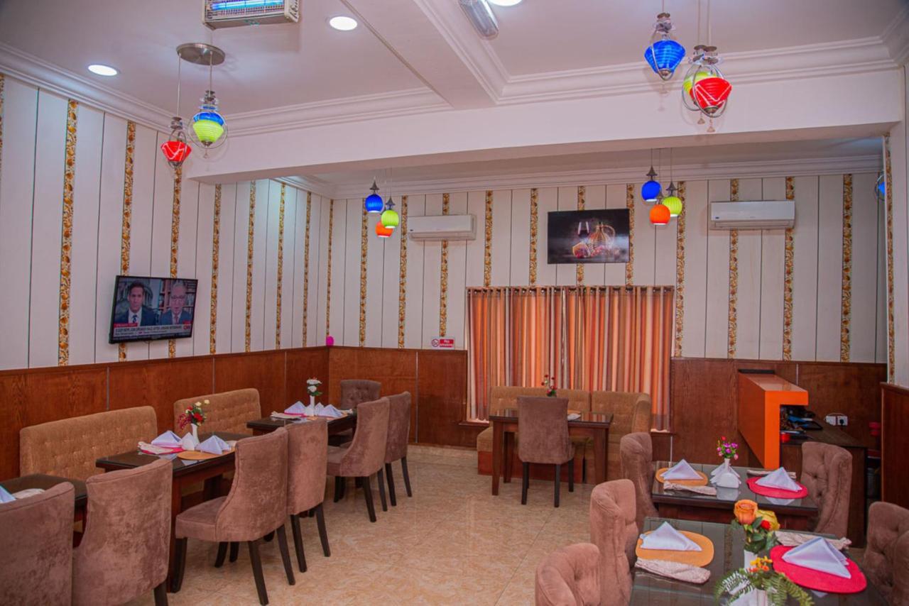 Mahogany Hotel And Suites Ibadan Kültér fotó